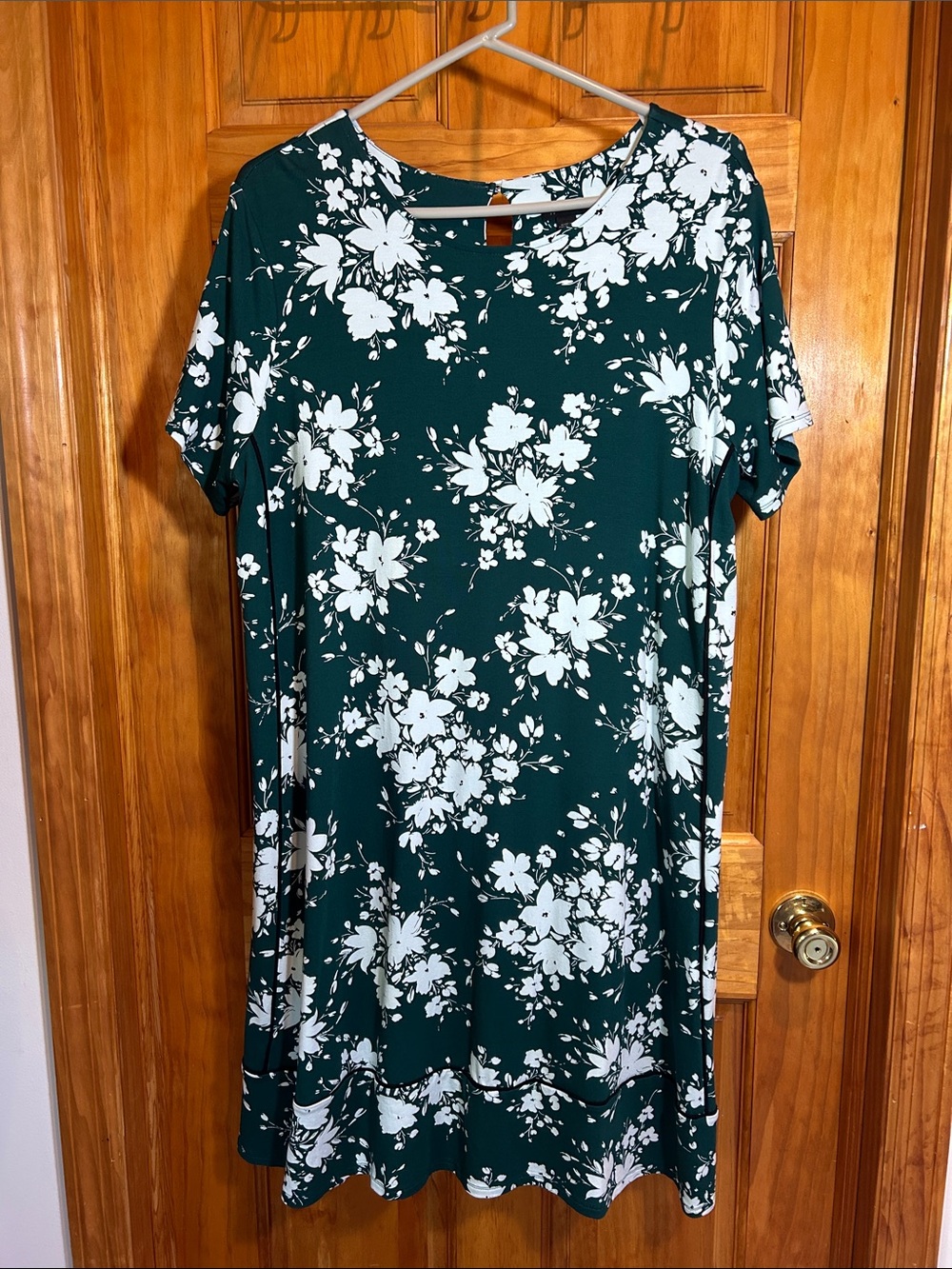 J. Jill Forest Green and White Floral Short Sleeve Dress